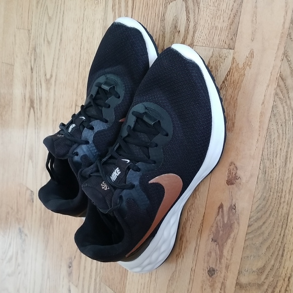 (10) Nike Classic Running Activewear Athletic Sporty Athleisure Lace Up Comfy